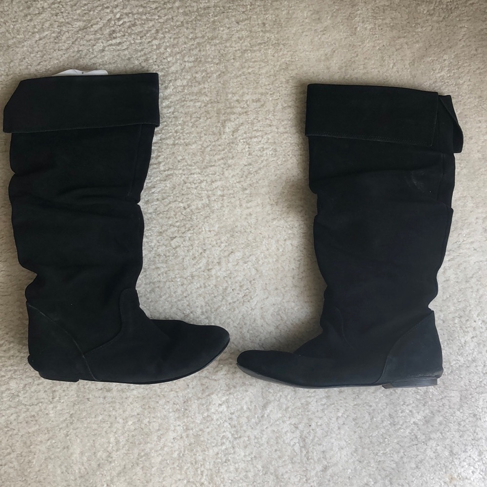 Steve Madden Black suede boots